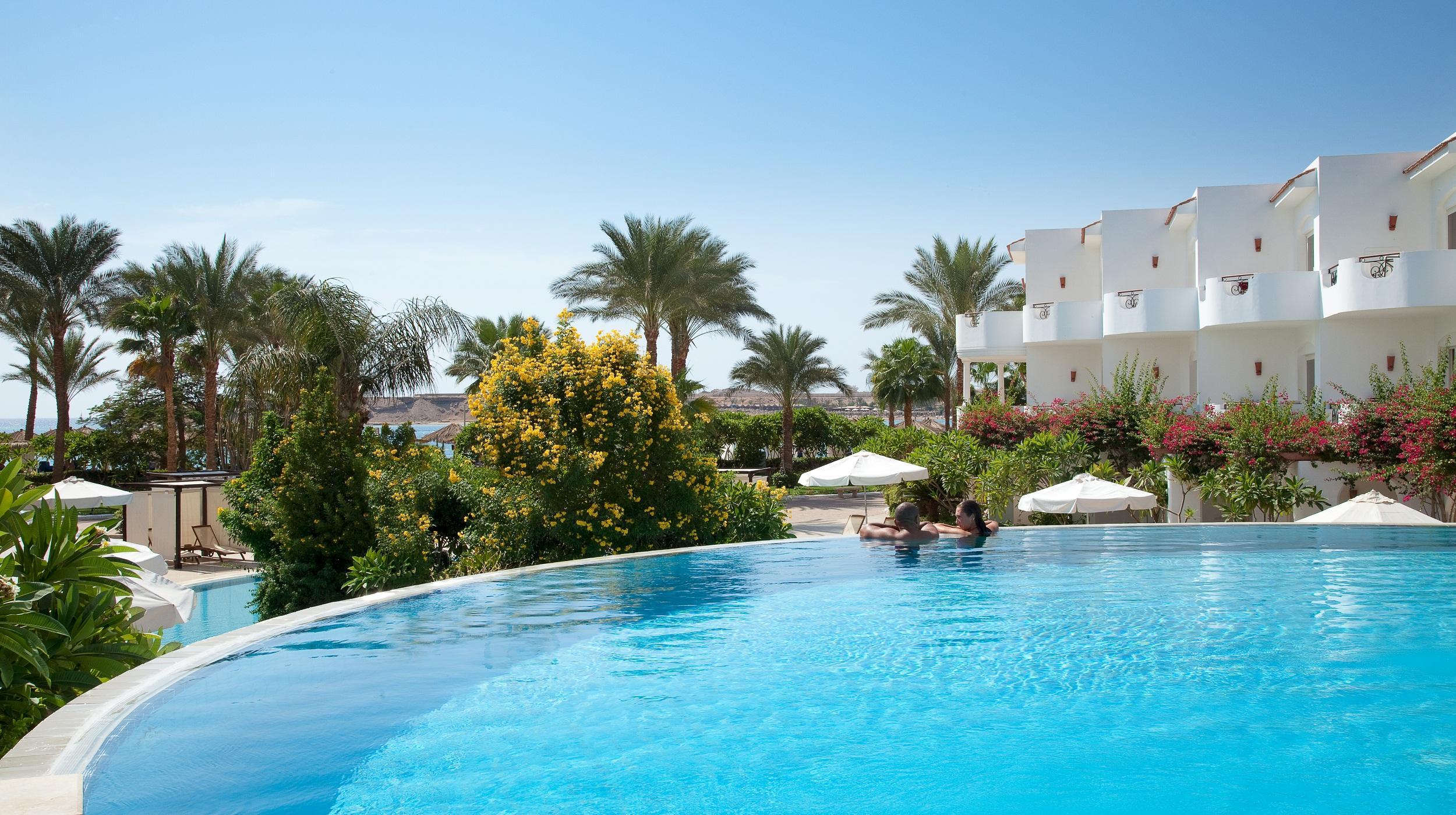 Iberotel Palace - Adults Friendly 16 Years Plus Šarm aš-Šajch Zařízení fotografie The swimming pool at the Hilton Sharm El Sheikh